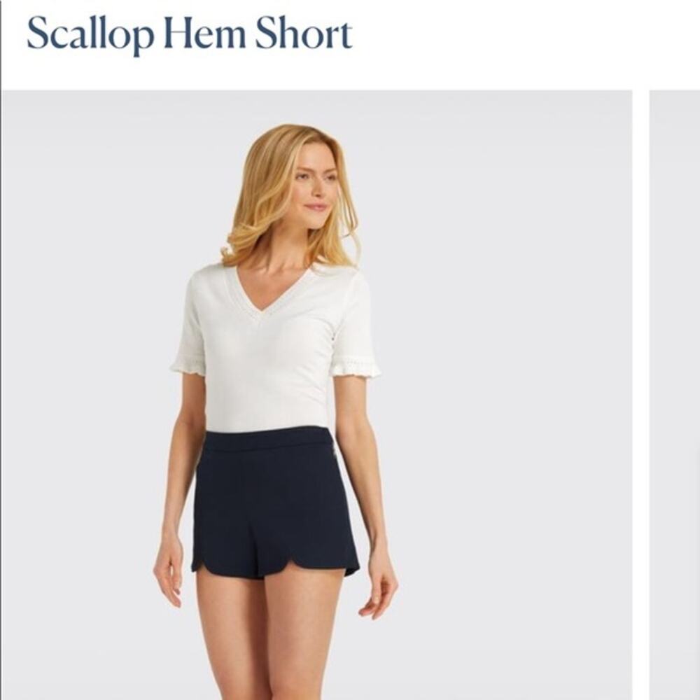 DRAPER JAMES Navy Blue Single Scolloped Front Hem Short SZ 8